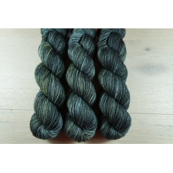 (Farbe: Wilde Nacht)...